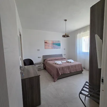 Dimora Insula Bed & Breakfast 3*