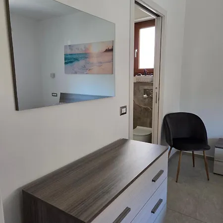 Dimora Insula فندق مبيت وإفطار 3*