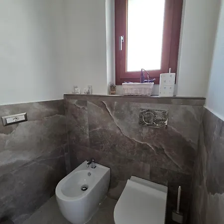 فندق مبيت وإفطار Dimora Insula 3*